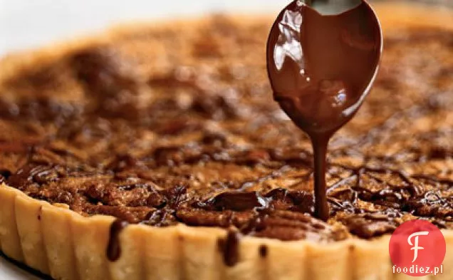 Tarta Bourbon-Pecan z czekoladową mżawką