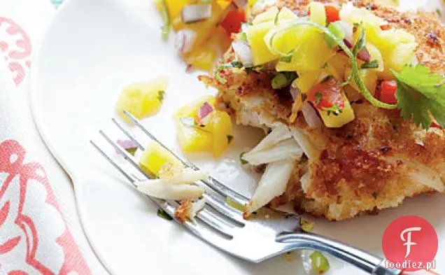 Chrupiące ciasta krabowe z salsą Mango-ananasową