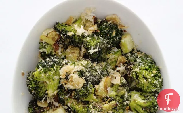 Pieczone Broccolini Na Szpinaku Parmezan Polenta
