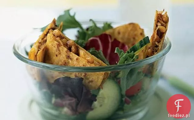 Kukurydza i suszone na słońcu pomidory Quesadilla z wędzoną mozzarellą