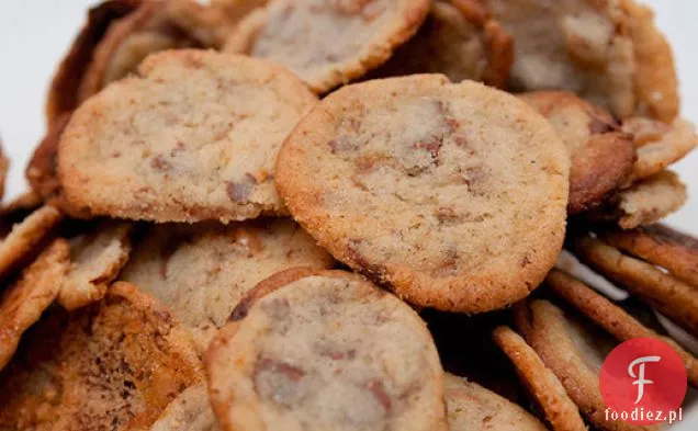 Ciasteczka z mlecznej czekolady z imbirem i toffi