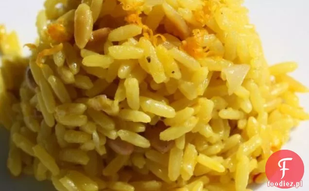 Sekretny składnik (szafran): szafran i pomarańczowy pilaw ryżowy z Orzo i orzeszkami pinii