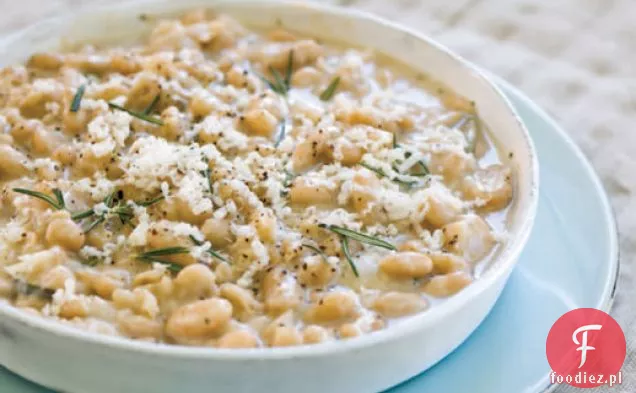 Sara Kate Gillingham-Ryan ' s Rosemary White Beans z Fontiną