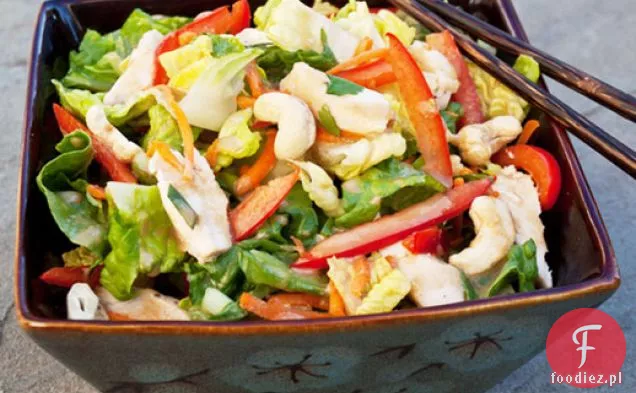 Chińska Sałatka z kurczakiem z sezamem imbirem Vinaigrette