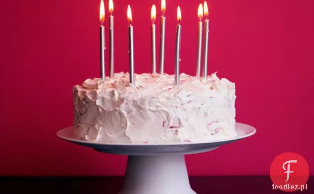 Tort Urodzinowy Truskawkowo-Maślany