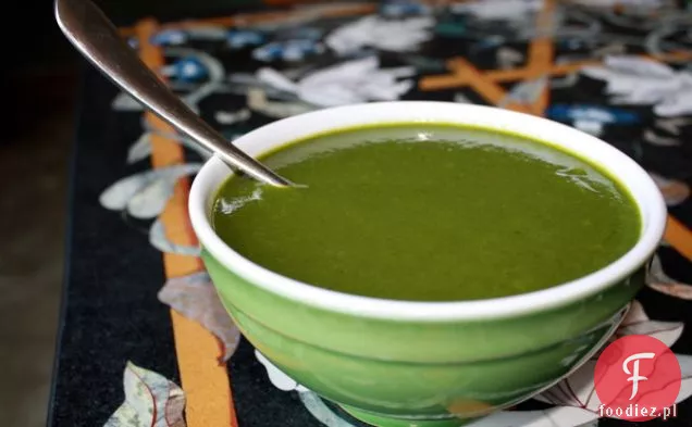 Zielona Zupa Bogini Z Cukinią, Chard I Kolendrą