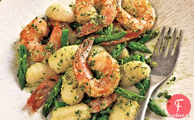 Gnocchi z krewetkami, szparagami i Pesto