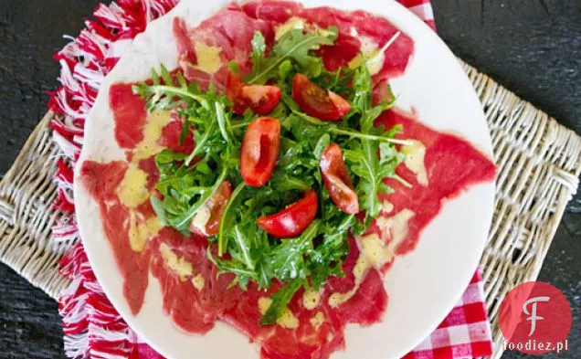 Łatwe Carpaccio wołowe z rukolą