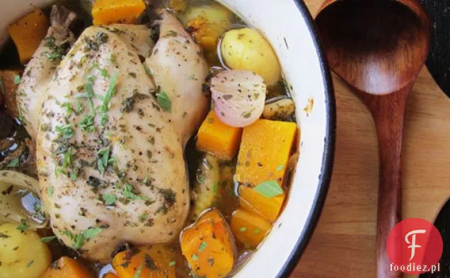 Kurczak w garnku (Poule au Pot) z ziemniakami i kabaczkiem