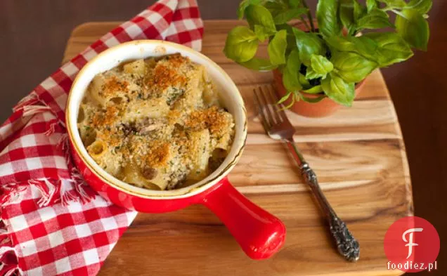 Pieczony makaron z kiełbasą, pieczarkami i Mascarpone