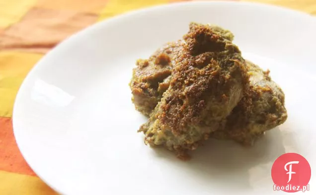 Indyjski smażony kurczak marynowany w zielonych przyprawach