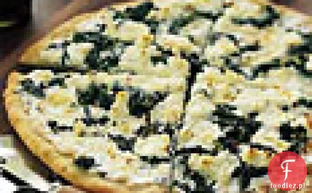 Pizza Bianca z kozim serem i zieleniną
