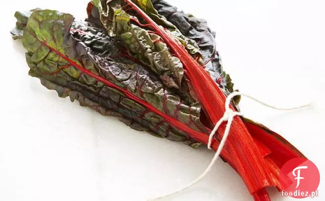 Duszona Szwajcarska Chard i fasola Cannellini