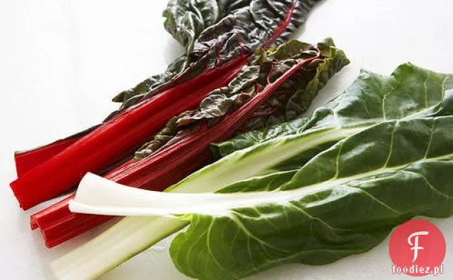 Szwajcarska Sałatka z Chard i rukolą