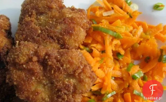 Niedzielna Kolacja: smażone pieczywo z sałatką marchewkową