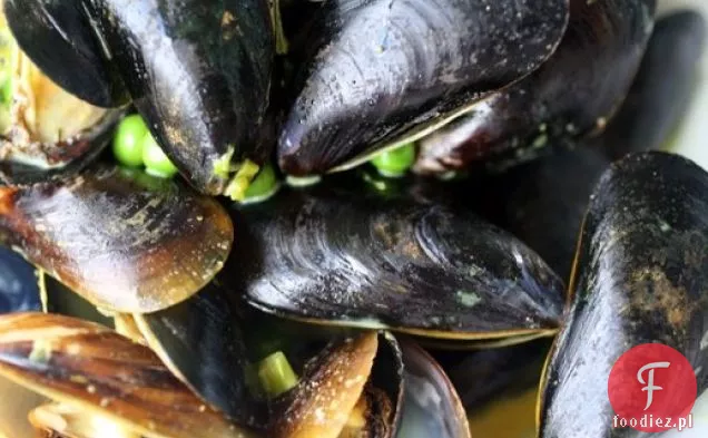 Tajny składnik (Curry): Bombajskie małże z groszkiem