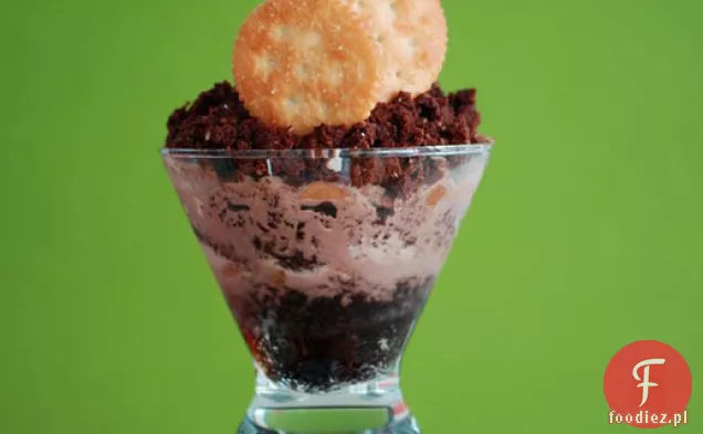 Chocolate-Pb-Ritz Cupcake Parfaits