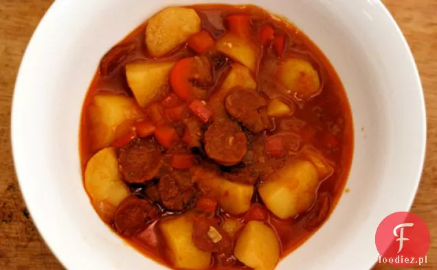 Kolacja: Patatas Riojanas (ziemniaki z Chorizo)