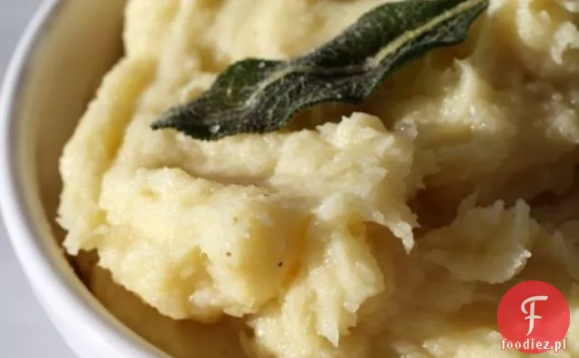 Francuski w mgnieniu oka: Purée z pasternaku z oliwą z oliwek i szałwią