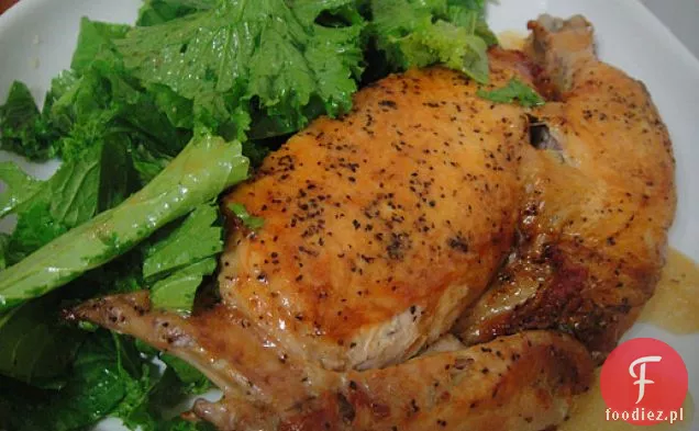 Ugotuj książkę: kurczak ceglany z zielenią musztardową