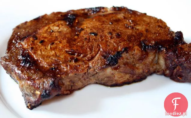 Sizzling Pikantne Steki Rib Eye
