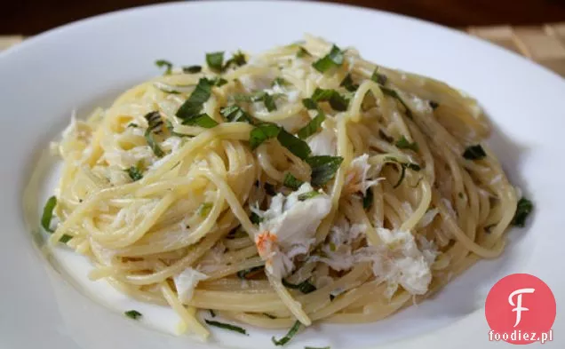 Dziś Kolacja: Spaghetti z krabem, Chile i miętą
