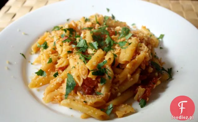 Kolacja: makaron z kalafiorem i anchois