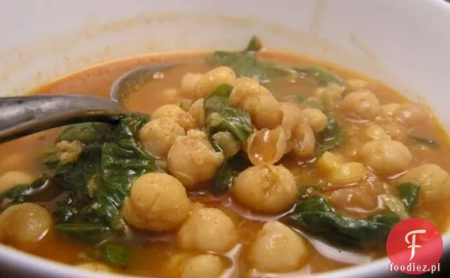 Kolacja dziś wieczorem: gulasz z ciecierzycy i szpinaku w stylu mauretańskim