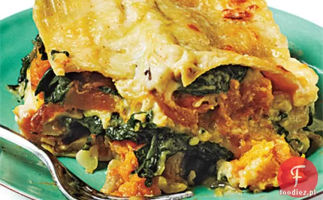 Dynia maślana, karmelizowana cebula i lasagne ze szpinakiem