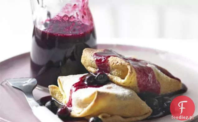 Blintzes z jabłkami i jagodami