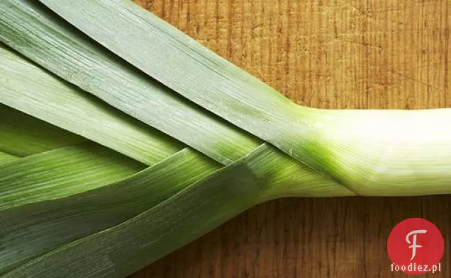 Białe zimowe warzywa pieczone w śmietanie