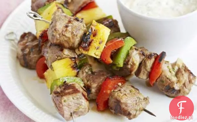 Owocowe jagnięce kebaby z chilli mayo