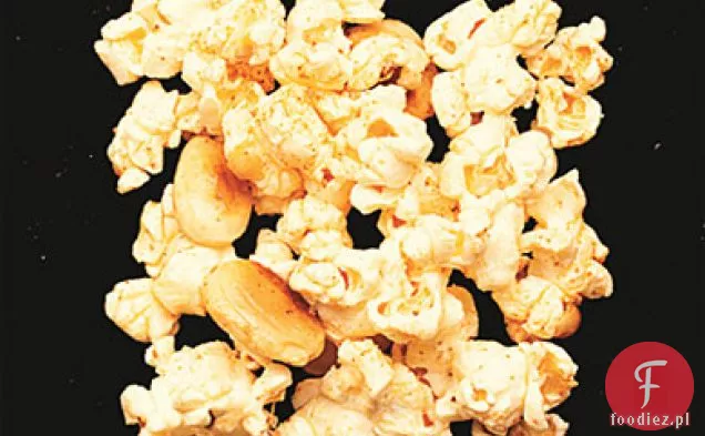 Pikantny Popcorn z Piment D ' Espelette i migdałami Marcona