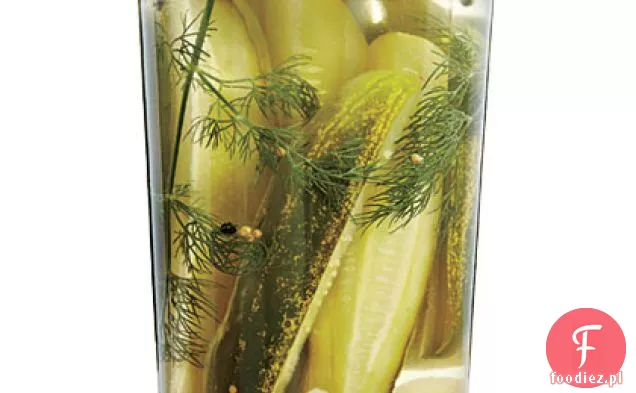Easy Dill Pickle Spears