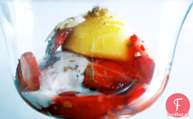 Parfaits truskawkowo-Mango z dodatkiem imbiru