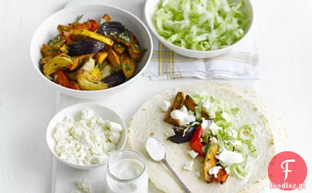 Pieczone w piekarniku słodkie ziemniaki fajitas