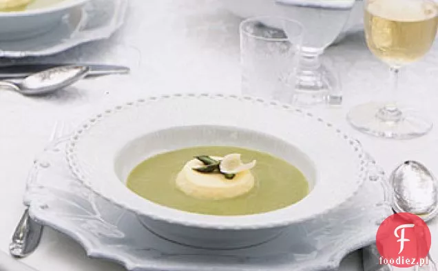 Zupa szparagowa z kremem Parmezanowym