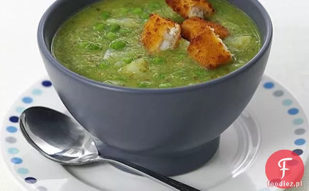 Zupa z grochu i pesto z rybim palcem croûtons