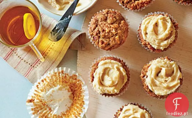 Piernikowe muffinki z przyprawionym Streuselem i ostrym sosem