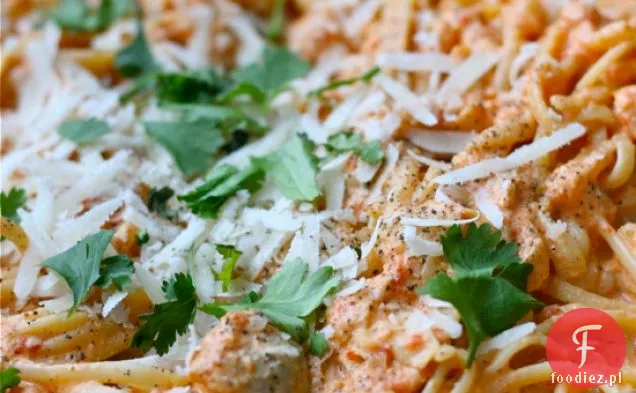 Pieczona Czerwona Papryka I Kozi Ser Alfredo