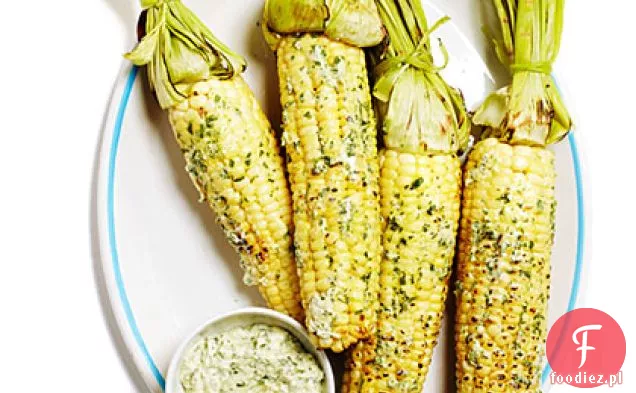 Grillowana kukurydza na kolbie z masłem Cilantro Queso fresco
