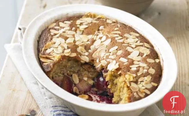 Pudding śliwkowo-migdałowy