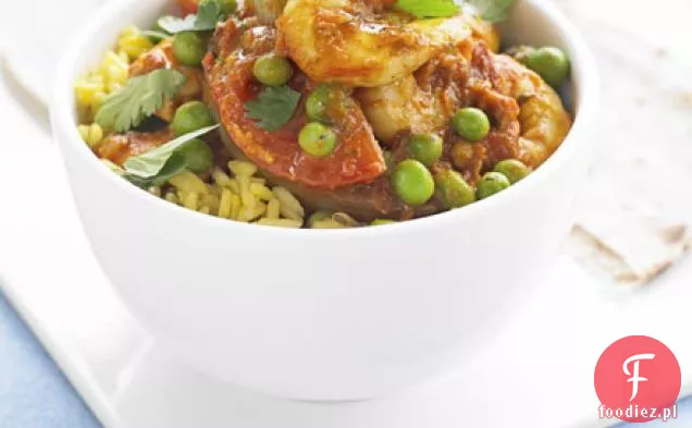 Curry z krewetek, grochu i pomidorów