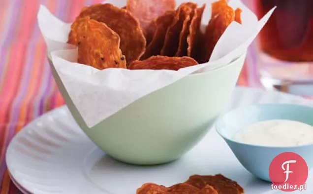 Chipsy Salami z ziarnistym dipem musztardowym