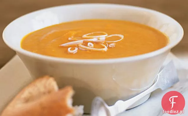 Curry marchew, słodkie ziemniaki i zupa imbirowa