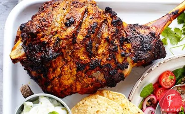 Przyprawiona pieczona jagnięcina