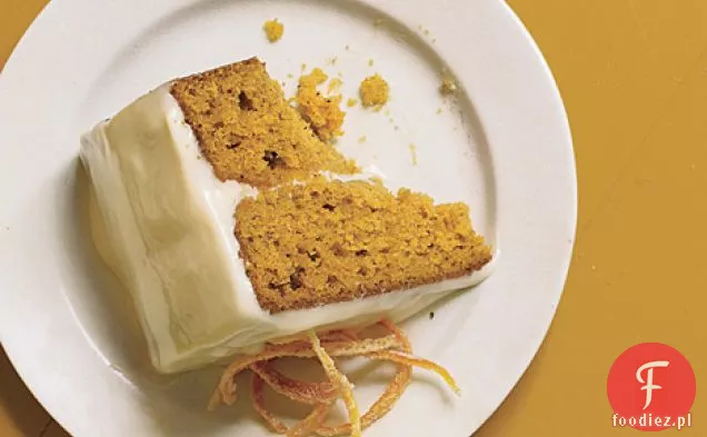 Pumpkin Spice Layer Cake with Caramel and Cream Cheese lukier