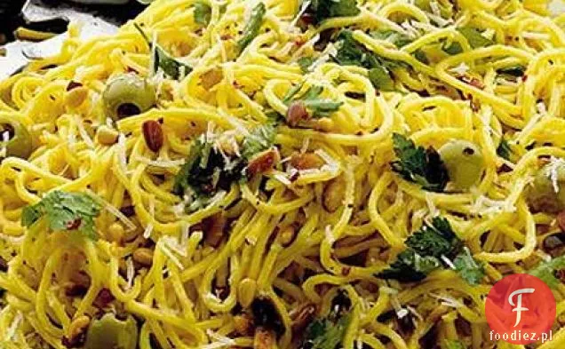 Spaghetti z cytryną i oliwkami