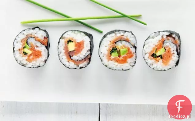 Wędzony łosoś & awokado sushi