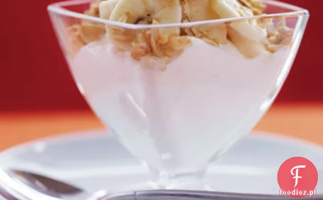Bananowy jogurt Parfait z polewą z klonu owsianego